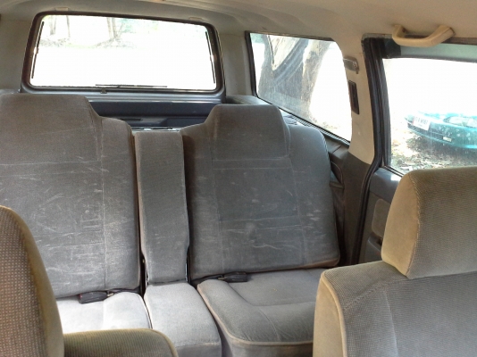 ขายอีซูซุแวน 2500 cc ปี 1995