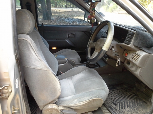 ขายอีซูซุแวน 2500 cc ปี 1995