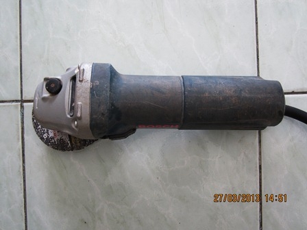 เครื่องเจียรไฟฟ้าBOSCH GWS5-100 สภาพดี พร้อมใช้งานครับ