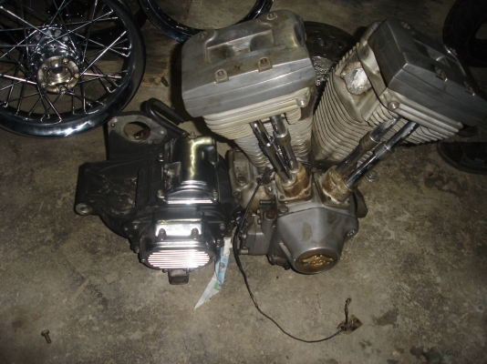 เคื่องHD1340cc ปี95 เกียร์+ชุดไฟ คาบู  ทุกอย่างครบเครื่องพร้อมสตาท 145000 อินวอย