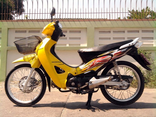 ขออนุญาติขาย HONDA WAVE125R U-Box สีเหลืองดำ ล้อเงิน ขออนุญาติขาย HONDA WAVE125R U-Box สีเหลืองดำ ล้อเงิน