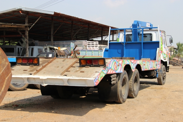 ขายเืทเลอร์UD ติดเครนพร้อมใช้ ขายเืทเลอร์UD ติดเครนพร้อมใช้