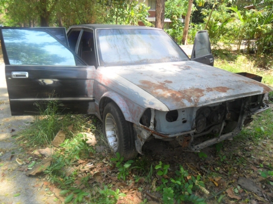 ขายซากรถToyota crown