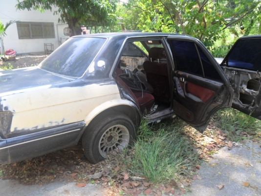 ขายซากรถToyota crown