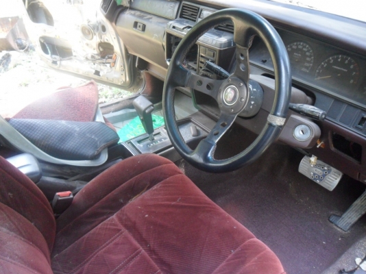 ขายซากรถToyota crown