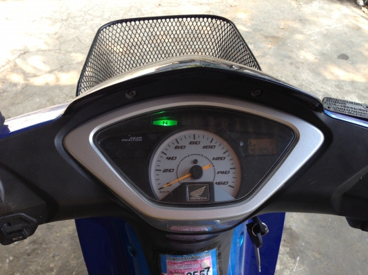 ขาย Wave i 125หัวฉีด เครื่องดีไม่มีปัญหา รถสภาพไม่เคยแกะใหม่เอี่ยม สตาทมือ สวยสุดๆ สภาพพร้อมใช้งาน เล่มทะเบียนพร้อมชุดโอน