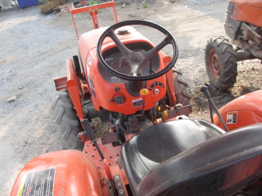 มาแล้ว KUBOTA L3608 ตามสภาพ   พร้อมใบมีด ดันดินหน้า แถมผานตราช้าง มือสอง
