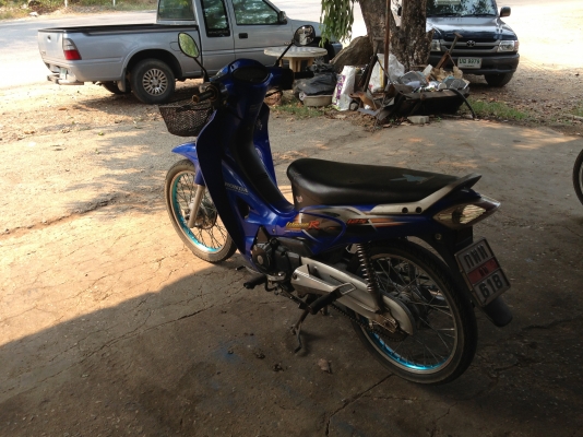 ขาย Wave 125 มือเดียว สวยใหม่เดิมน๊อตทุกตัวไม่เคยแกะ สภาพเครื่องดีเยี่ยม เล่มทะเบียนพร้อมชุดโอน