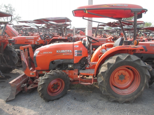 สภาพ 80 \% KUBOTA L3608 ตามสภาพ พร้อมใบมีด ดันดินหน้า แถมผานตราช้าง มือสอง