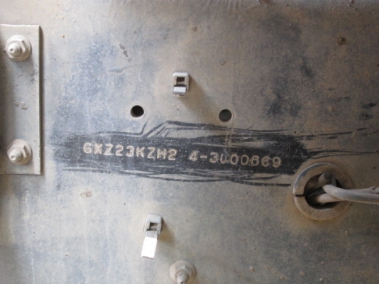 หัวลาก / อีซูซุ เดก้า / 320 แรง / ปี 05