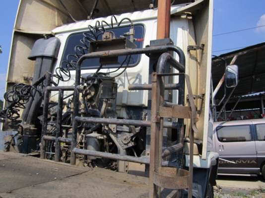 หัวลาก / อีซูซุ เดก้า / 320 แรง / ปี 05