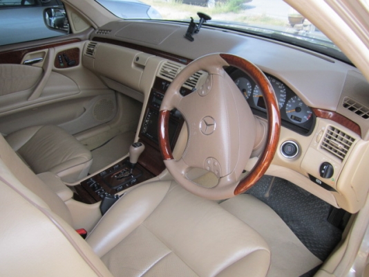 รถ BENZ สวยๆ รถ BENZ สวยๆ