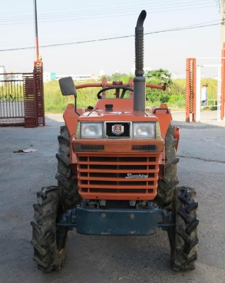 รถแทรคเตอร์ Kubota L1-20 สภาพเก่านอกแท้ นำเข้าเองจากประเทศญี่ปุ่น รถแทรคเตอร์ Kubota L1-20 สภาพเก่านอกแท้ นำเข้าเองจากประเทศญี่ปุ่น