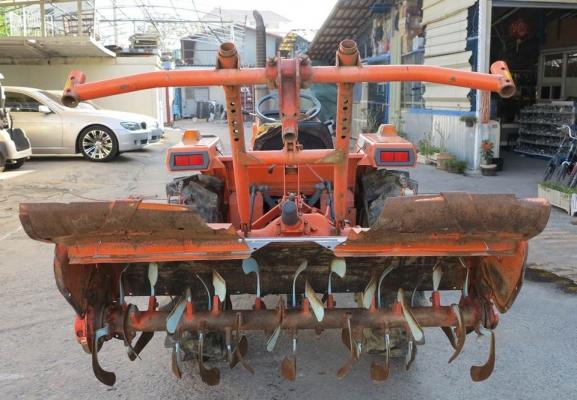 รถแทรคเตอร์ Kubota L1-20 สภาพเก่านอกแท้ นำเข้าเองจากประเทศญี่ปุ่น รถแทรคเตอร์ Kubota L1-20 สภาพเก่านอกแท้ นำเข้าเองจากประเทศญี่ปุ่น