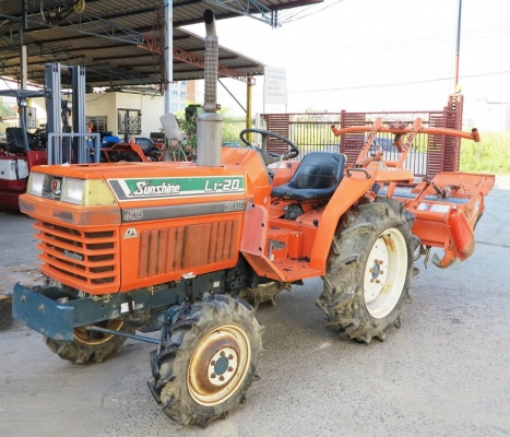 รถแทรคเตอร์ Kubota L1-20 สภาพเก่านอกแท้ นำเข้าเองจากประเทศญี่ปุ่น