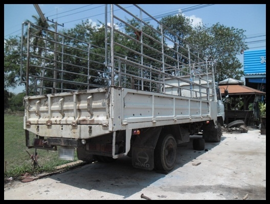 6 ล้อฮีโน่ FD ยาว 6 เมตร เครื่องดี สภาพสวยๆ