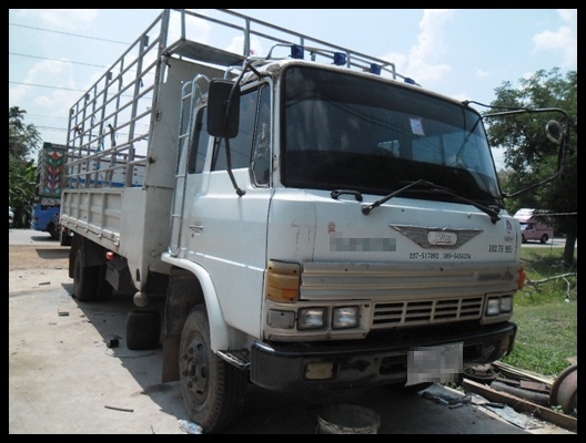 6 ล้อฮีโน่ FD ยาว 6 เมตร เครื่องดี สภาพสวยๆ