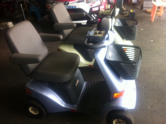 รถไฟฟ้าผู้สูงอายุ Suzuki 4ล้อ รถไฟฟ้าผู้สูงอายุ Suzuki 4ล้อ