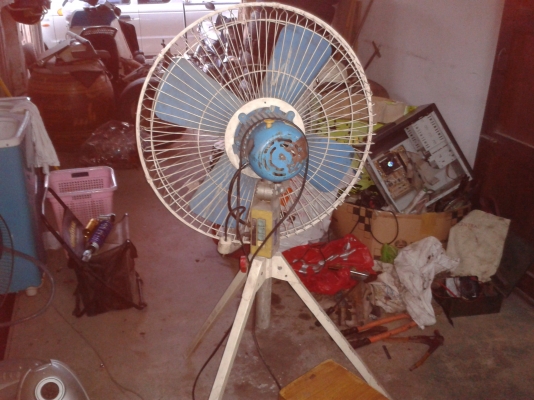 พัดลมตัวใหญ่