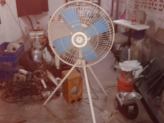 พัดลมตัวใหญ่