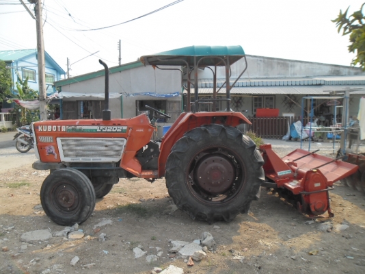 ขายยกชุด KUBOTA - L3202 + ผาน 6 + โรตารี  $95,000 บาท ถูกๆ