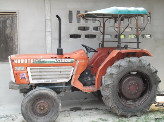 ขายยกชุด KUBOTA - L3202 + ผาน 6 + โรตารี  $95,000 บาท ถูกๆ
