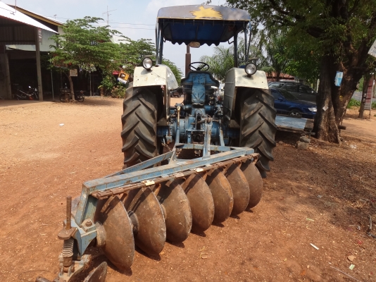 ขายด่วน  รถไถเพลาเดียว  FORD  6600  พร้อมอุปกรณ์  พร้อมใช้งาน
