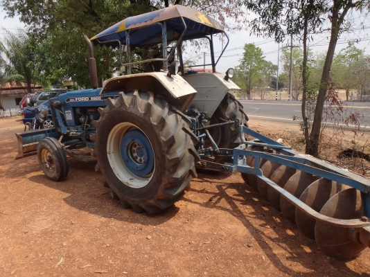 ขายด่วน  รถไถเพลาเดียว  FORD  6600  พร้อมอุปกรณ์  พร้อมใช้งาน