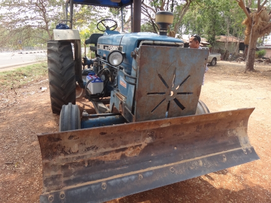 ขายด่วน  รถไถเพลาเดียว  FORD  6600  พร้อมอุปกรณ์  พร้อมใช้งาน