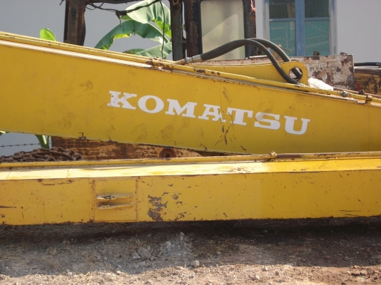 บูมยาว 200 - 3 ครบขุดสภาพสวย ราคาถูก