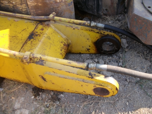 บูมยาว 200 - 3 ครบขุดสภาพสวย ราคาถูก