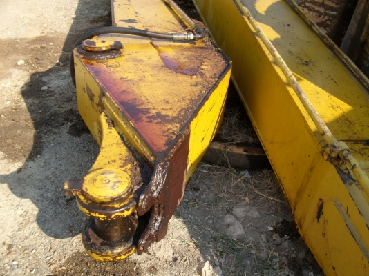 บูมยาว 200 - 3 ครบขุดสภาพสวย ราคาถูก