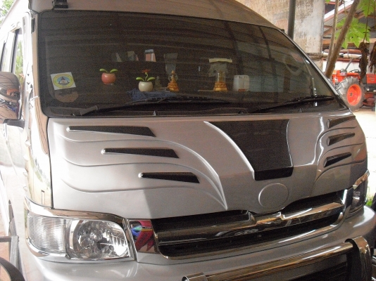 ต้องการขายรถตู้ มือหนึ่งออกห้าง