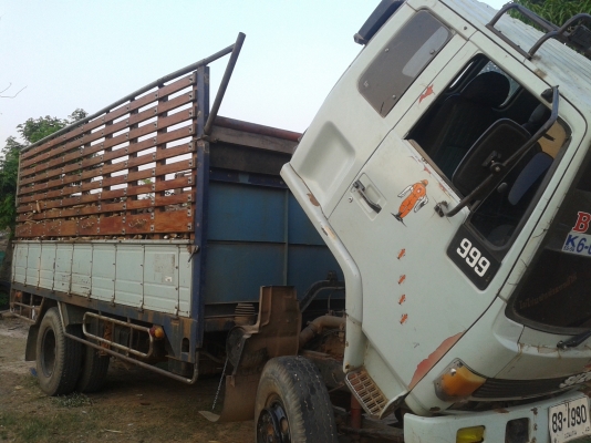 ขาย 6 ล้อISUZU ROCKY 165 เครื่องแห้ง แรง ดีไม่มีไอ คัซซีสวยมากๆตลอดเส้น พร้อมโอน พร้อมใช้งานสุดๆ....