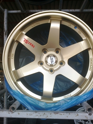 ล้อขอบ17 5รู 114 หน้า8 หลัง9 ของใหม่ 4วง 13000บาท