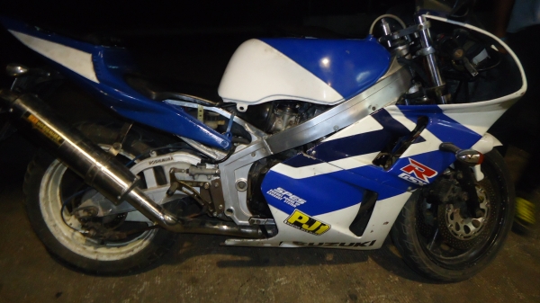 ขาย หรือแลก Steed รถ Zusuki GSXR  400 r3  32,000