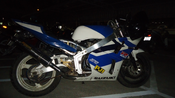 ขาย หรือแลก Steed รถ Zusuki GSXR  400 r3  32,000
