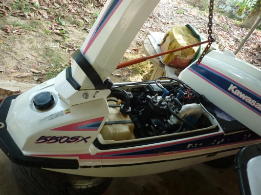 ยกเลิกการขาย jetski kawasaki 550sxเปลี่ยนเครื่องเป็น 650 cc.