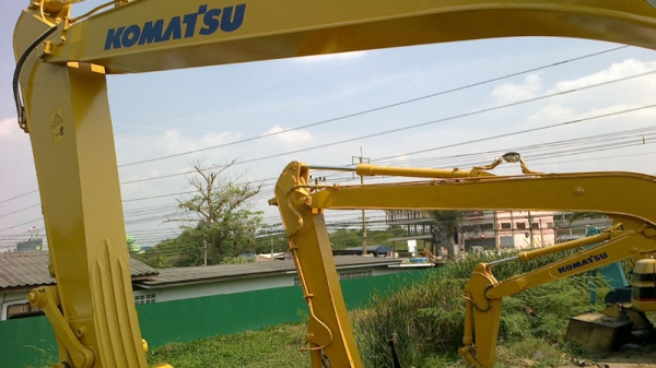 Komatsu PC200-8 Komatsu PC200-8