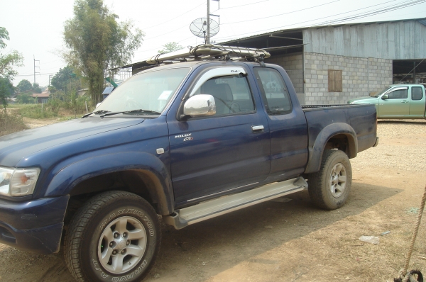 ลดแล้วครับโทรก่อนใด้ก่อนหมดแล้วหมดเลยรถปี47รุ่สุดท้ายครับ D4D 4WD CABครับ