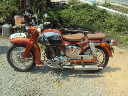 ขายฮอนด้าc92 สวยชนะประกวดประเภทสวยงามสนใจติดต่อสรกฤช081-8478107