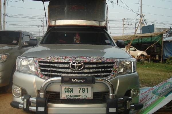 ขายวีโก้cngแท้จากโรงงานครับขายดาวน์ครับ