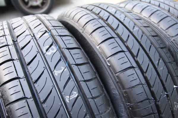 กะทะ14 4รู100 + ยาง Dunlop 165/65/14 ปี13 วิ่งไม่ถึง 50โลป้ายแดง