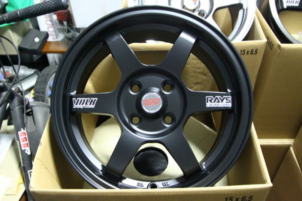 ล้อ15 TE37 (NEW) 4รู100 กว้าง6.5 ออฟ40 มี 4ชุดเท่านั้น ล้อ15 TE37 (NEW) 4รู100 กว้าง6.5 ออฟ40 มี 4ชุดเท่านั้น