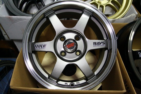 ล้อ15 TE37 (NEW) 4รู100 กว้าง6.5 ออฟ40 มี 4ชุดเท่านั้น ล้อ15 TE37 (NEW) 4รู100 กว้าง6.5 ออฟ40 มี 4ชุดเท่านั้น