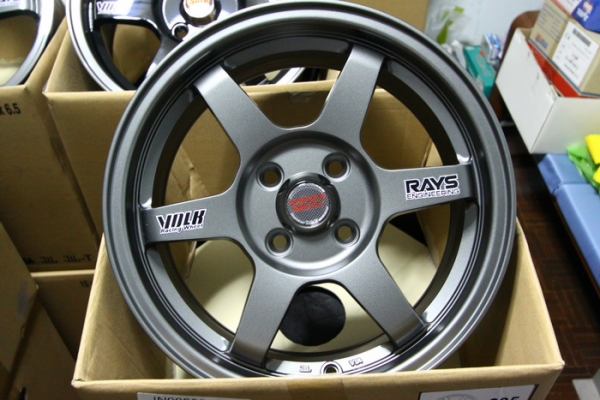 ล้อ15 TE37 (NEW) 4รู100 กว้าง6.5 ออฟ40 มี 4ชุดเท่านั้น ล้อ15 TE37 (NEW) 4รู100 กว้าง6.5 ออฟ40 มี 4ชุดเท่านั้น