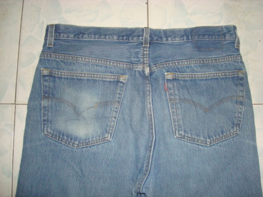 # 8663 # ยีนส์ Levi's 501 ผ้าทราย ของแท้ มือสอง เอว 38 ยาว 29 ตะเข็บสวยๆ made in usa