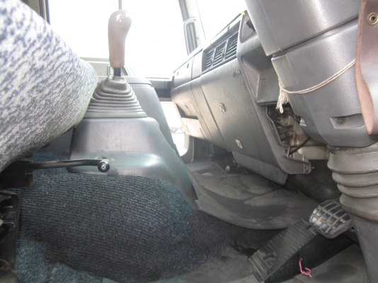 HINO-เครื่องHO7Cตู้10บานไม่มีเสากลางสภาพพร้อมใช้- HINO-เครื่องHO7Cตู้10บานไม่มีเสากลางสภาพพร้อมใช้-