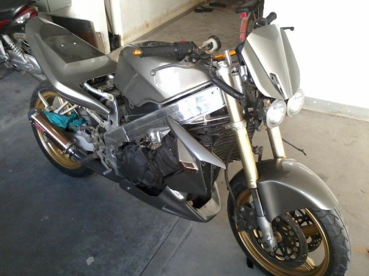 รับสงกราน ขาย ZX 250 แต่งแนวBUELLหล่อๆ 49000