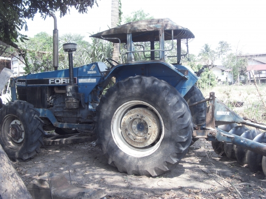 ขาย รถไถNEWHOLLAND 6640 สองเพลา